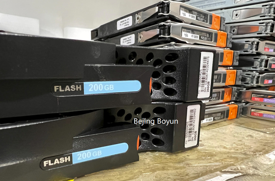 V6-Ps6fx-200 200 جرام Dell Emc Vnx Storage Ssd 3.5 'لـ Vnxe315 Vnxe3200 005050425
