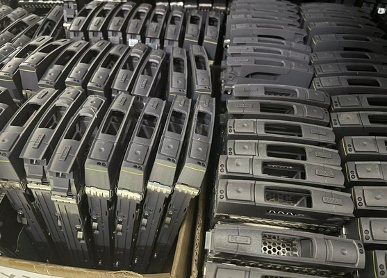 X343A-R6 Netapp Ds224c تخزين أرفف للقرص 1.8 تيرا بايت 2.5 10 كيلو SAS 12G SFF HDD SP-X343A-R6